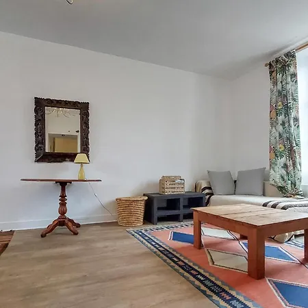 4 Bedroom In Appartamento Le Château-dʼOléron