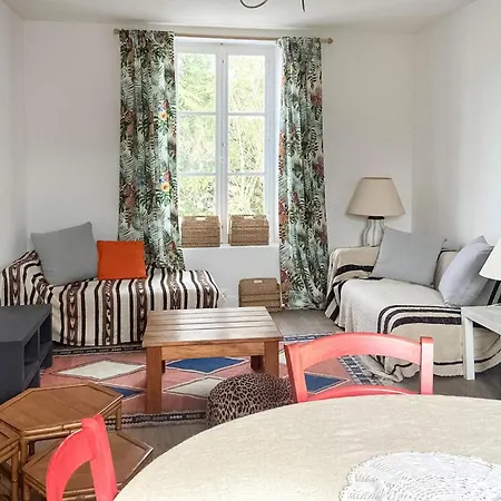 4 Bedroom In Appartamento Le Château-dʼOléron
