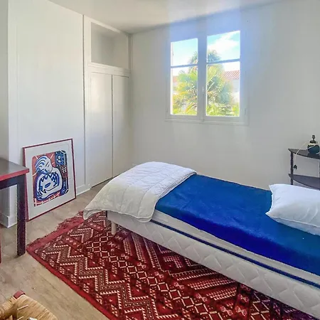 4 Bedroom In *